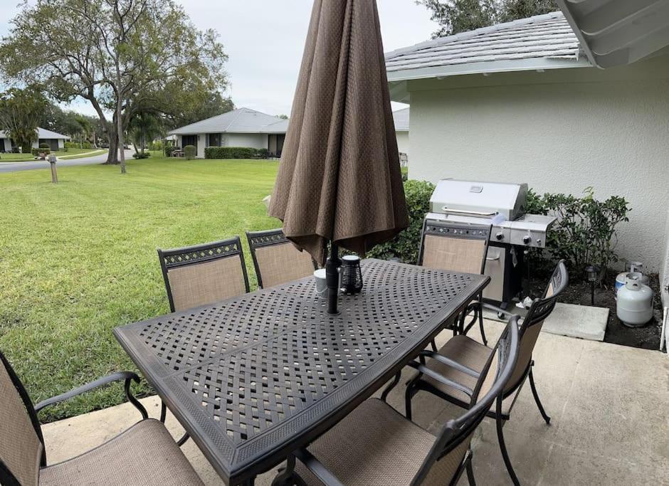 Dreamy Pga National Club Cottage Palm Beach Gardens Exterior photo